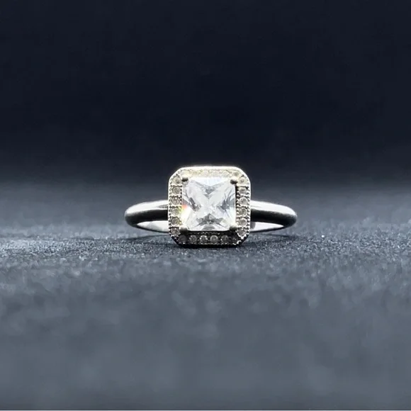 STERLING SILVER WEDDING RING - Picture 2 of 5